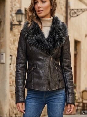 GUESS Briana Moto Jacket Black Size XS Faux Fur Collar